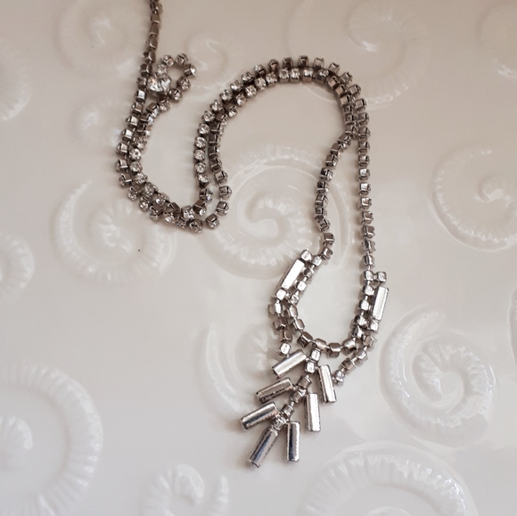 Vintage silver tone, clear rhinestones short lengt - Picture 10 of 10